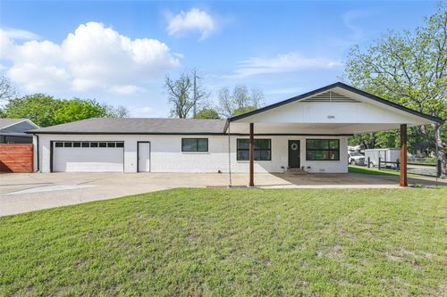 5200 Barbara Rd, River Oaks, TX, 76114-2932 | Card Image