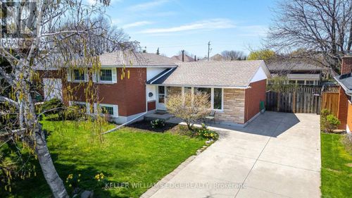 156 Lakeside Drive, Grimsby (Grimsby Beach), ON, L3M2L5 | Card Image