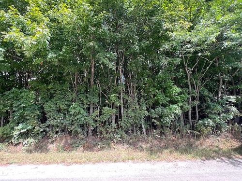 530 Ten Mile Sq Rd, Island Pond, VT, 05846 | Card Image