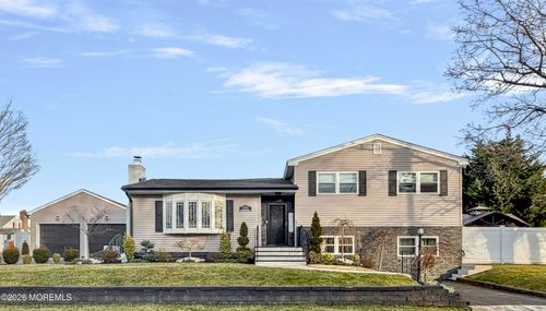 191 Summit Ave, Belford, NJ, 07718-1419 | Card Image