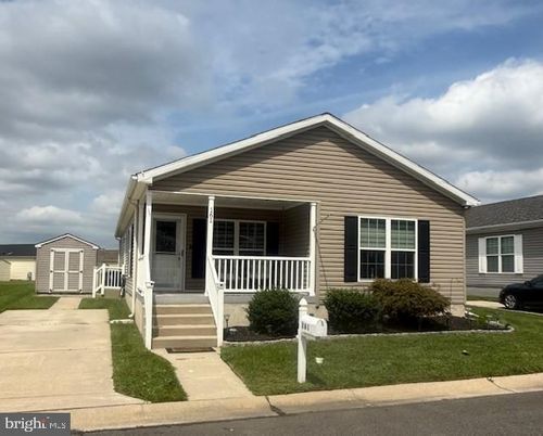 161 Dorian Dr, WILLIAMSTOWN, NJ, 08094-9147 | Card Image