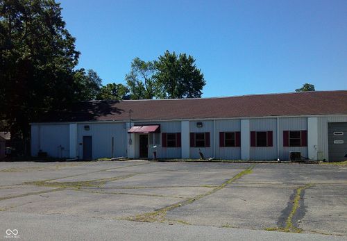 203 E 24th St, Muncie, IN, 47302-5142 | Card Image