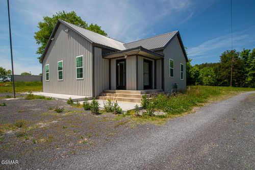 1010 W Highway 25 70, Newport, TN, 37821 | Card Image