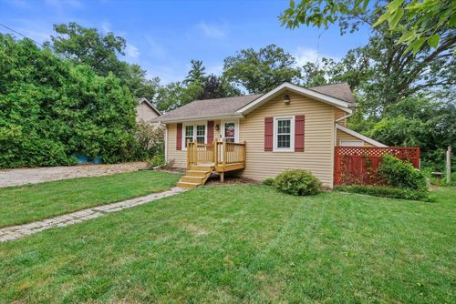 21104 122nd Street, Bristol, WI, 53104 | Card Image