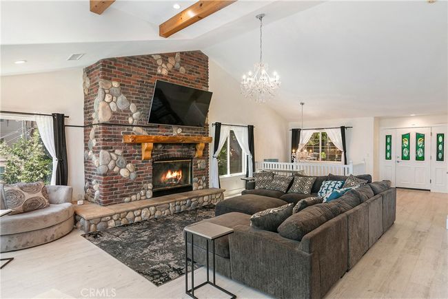 537 Canyon View Rd, House other with 4 bedrooms, 4 bathrooms and 2 parking in Cedar Glen CA | Image 6
