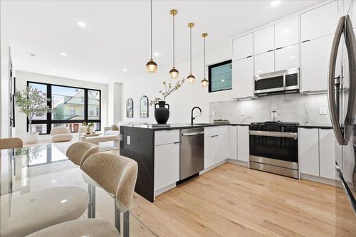 1-16 Dwight St, Jersey City, NJ, 07305-4110 | Card Image