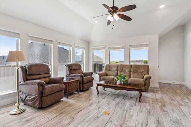 Great views from the Living Room! | Image 10
