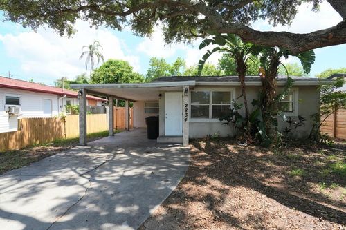 2834 25th Ave N, St Petersburg, FL, 33713-3822 | Card Image