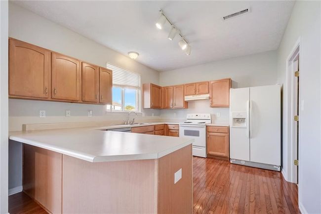 12832 Broncos Dr, House other with 3 bedrooms, 3 bathrooms and null parking in Fishers IN | Image 7