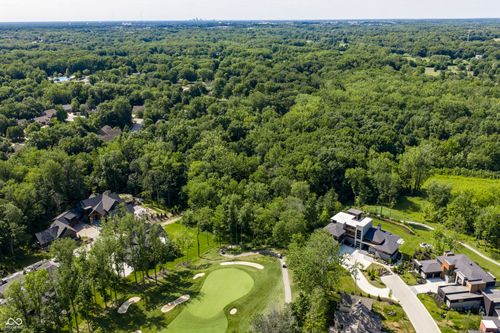 4580 Strathmore Ln, Zionsville, IN, 46077-7783 | Card Image
