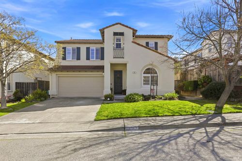 26 Waterbury Lane, Novato, CA, 94949 | Card Image