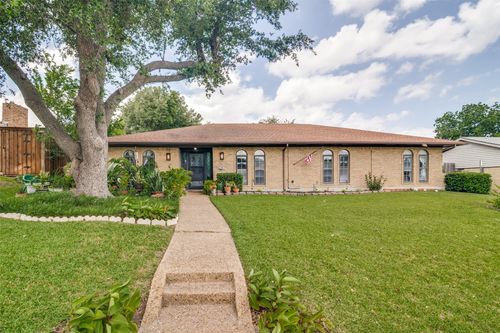 1217 Gardengate Cir, Garland, TX, 75043-1604 | Card Image