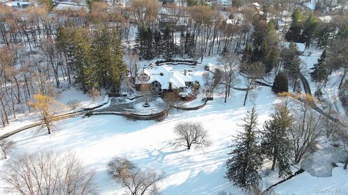 150 Old Farm Rd N, Chappaqua, NY, 10514-3706 | Card Image