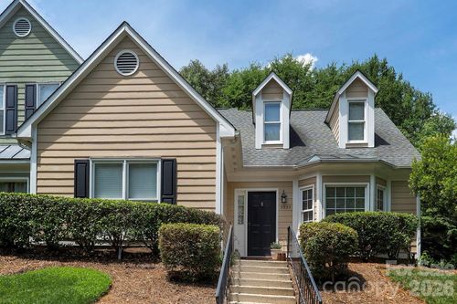 5935 Fitzwilliams Ln, Charlotte, NC, 28270-1704 | Card Image