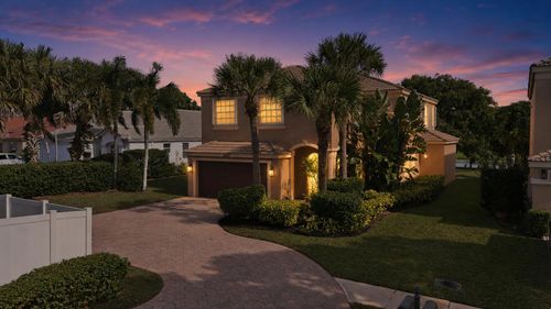 2462 Westmont Pl, Royal Palm Beach, FL, 33411-6140 | Card Image