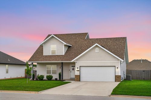 887 S Parkside Cir, Nixa, MO, 65714-4222 | Card Image