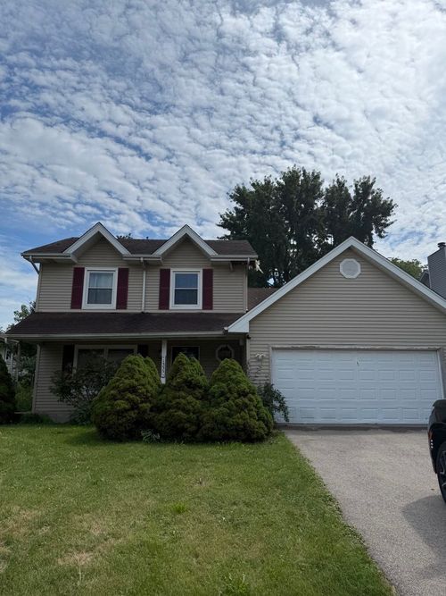 1335 Lawrence Ct, Aurora, IL, 60504-6858 | Card Image