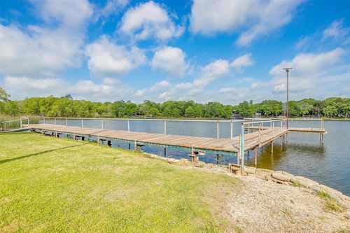 91 Live Oak St, Alvarado, TX, 76009-7132 | Card Image