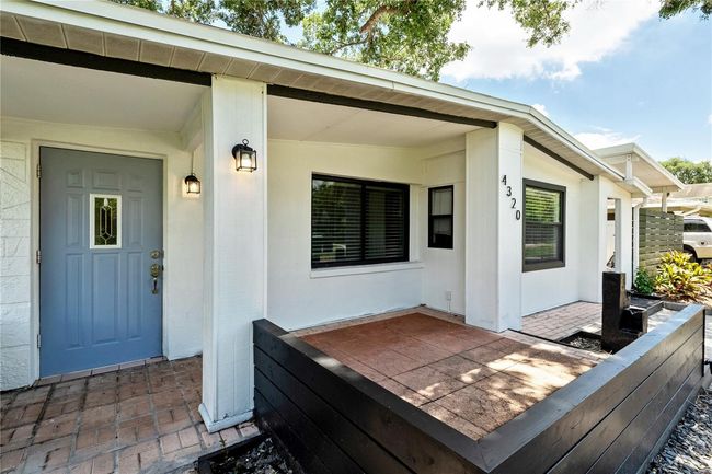 4320 S Cameron Ave, House other with 3 bedrooms, 2 bathrooms and null parking in TAMPA FL | Image 4