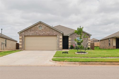 9812 Saddle Drive, Yukon, OK, 73099 | Card Image