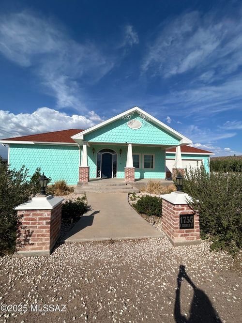 1755 S Church St, Safford, AZ, 85546-9572 | Card Image
