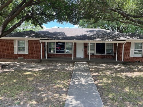 9532 Dixie Ln, Dallas, TX, 75228-3739 | Card Image