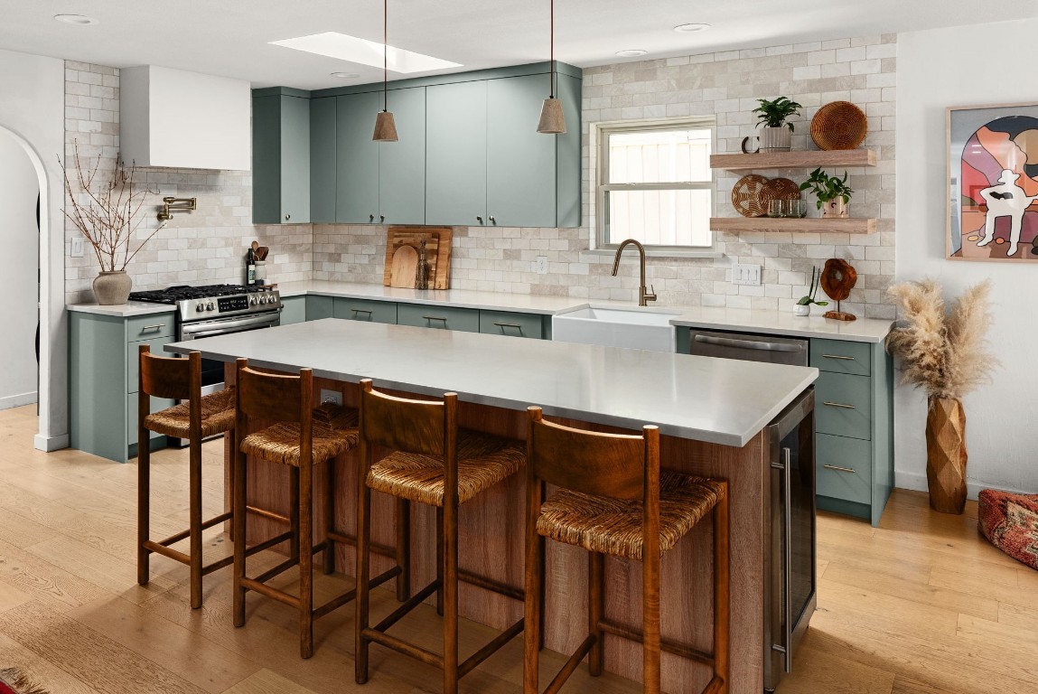 Appomattox Dr, Austin, TX 78745