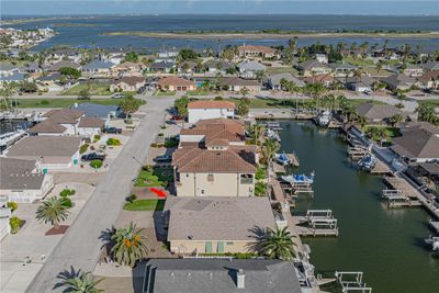 109 Redfish Court, House other with 3 bedrooms, 2 bathrooms and null parking in Aransas Pass TX | Image 3