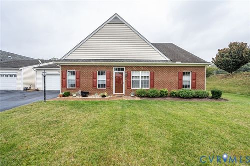 7323 Dress Blue Cir, Mechanicsville, VA, 23116-6569 | Card Image