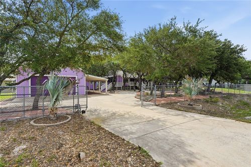 318 Traylor Ave, Rockport, TX, 78382-5958 | Card Image