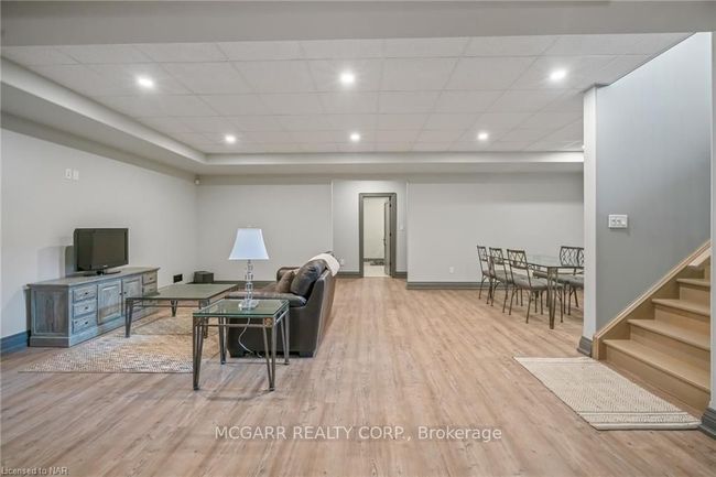 734 Warner Rd, House other with 5 bedrooms, 4 bathrooms and 6 parking in Niagara On The Lake ON | Image 32