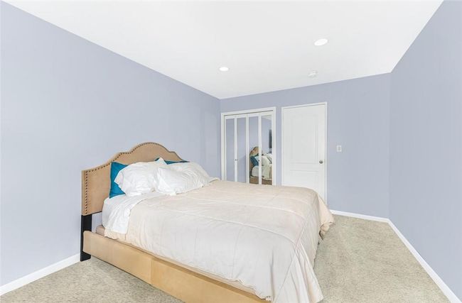 Bedroom (Partially enhanced Photo. Removed some furniture. | Image 14