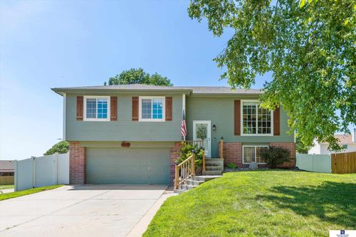 10712 S 17th St, Bellevue, NE, 68123-5071 | Card Image