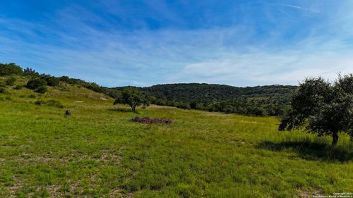 1215 Montell Rd, Wimberley, TX, 78676-9771 | Card Image