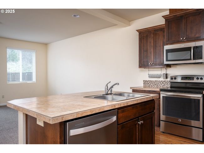 15264 Se Eckert Ln, House attached with 3 bedrooms, 3 bathrooms and 1 parking in Damascus OR | Image 8