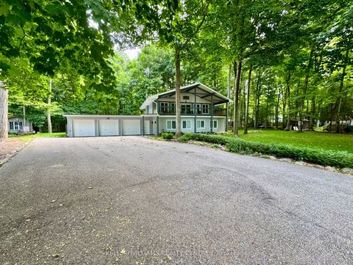 52 Macedonia Cir, Tiny, ON, L9M0H9 | Card Image