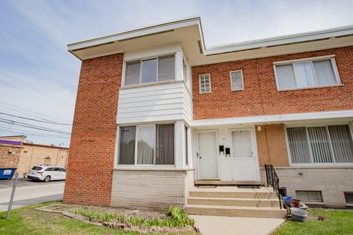 d-4852 Carol Street, Skokie, IL, 60077 | Card Image