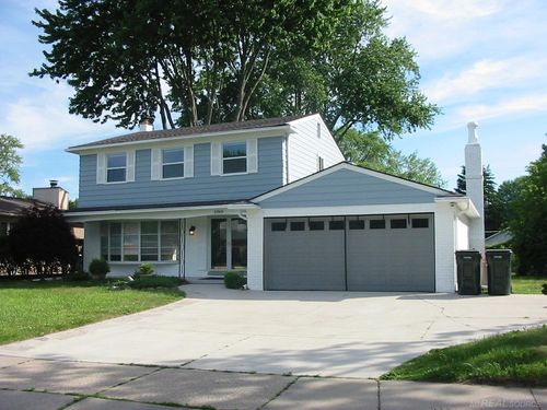 23909 Talbot St, Saint Clair Shores, MI, 48082-2566 | Card Image