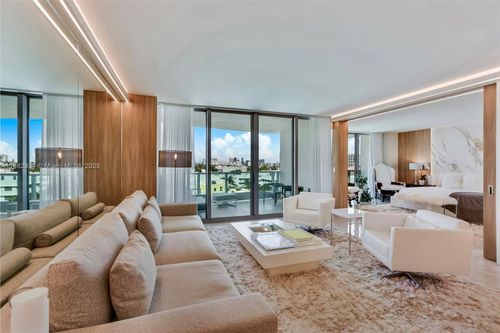 apt-811-1455 Ocean Dr, Miami Beach, FL, 33139-4139 | Card Image