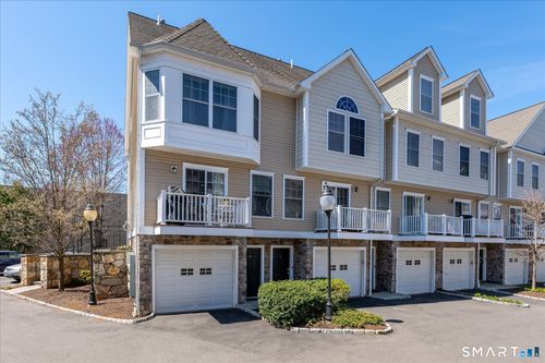 6i-85 Camp Ave, Stamford, CT, 06907-1835 | Card Image