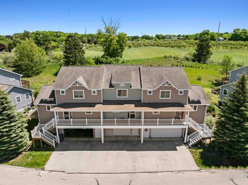 4924 Black Bear Dr, Traverse City, MI, 49685-7329 | Card Image