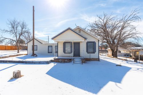 1902 Bristol Dr, Sweetwater, TX, 79556-2739 | Card Image