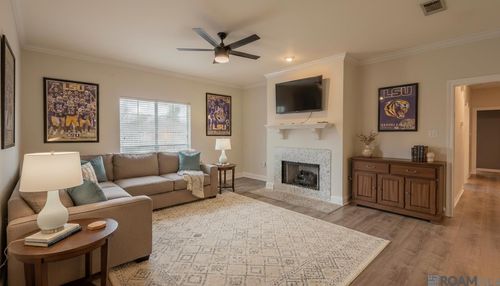 3911 Caspiana Ave, Baton Rouge, LA, 70820-4247 | Card Image