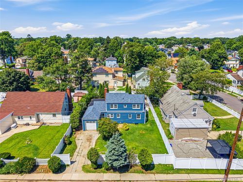 1009 Centennial Ave, North Baldwin, NY, 11510-1521 | Card Image
