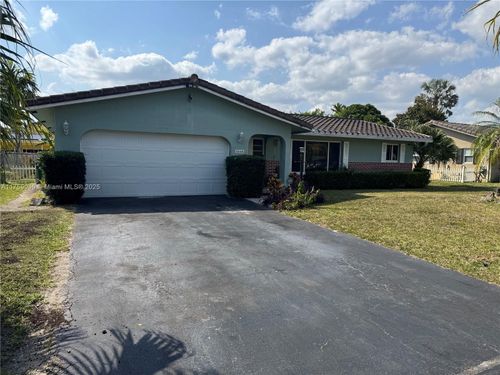 2646 Nw 118th Dr, Coral Springs, FL, 33065-3333 | Card Image