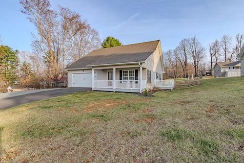 44 Water Wheel, Galax, VA, 24333 | Card Image