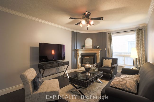54 Trewartha Cres, House other with 6 bedrooms, 4 bathrooms and 2 parking in Brampton ON | Image 9