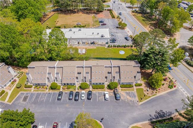 1707 Cotton Patch Ln, Condo with 3 bedrooms, 2 bathrooms and 2 parking in Alpharetta GA | Image 29