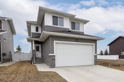 66 Henderson Cres, Penhold, AB, T0M3A7 | Card Image