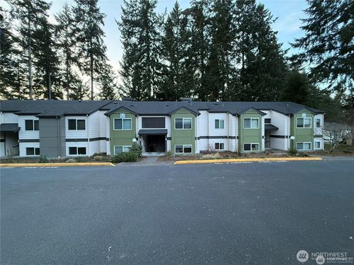 u101-31500 33rd Pl Sw, Federal Way, WA, 98023-5913 | Card Image